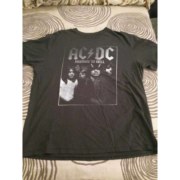 AC/DC | Shirts | Acdc Highway To Hell Tour Mens Short Sleeve Graphic ...